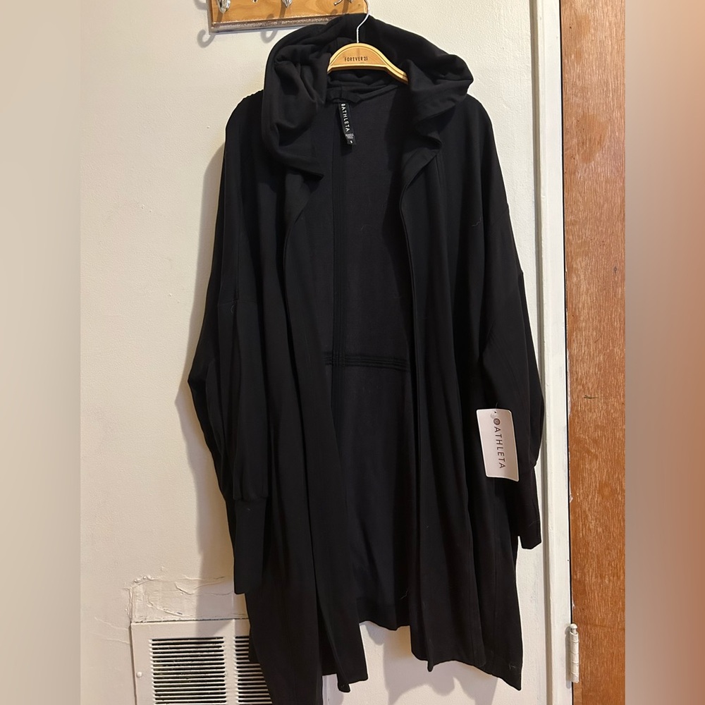 NWT ATHLETA Mantra wrap black S